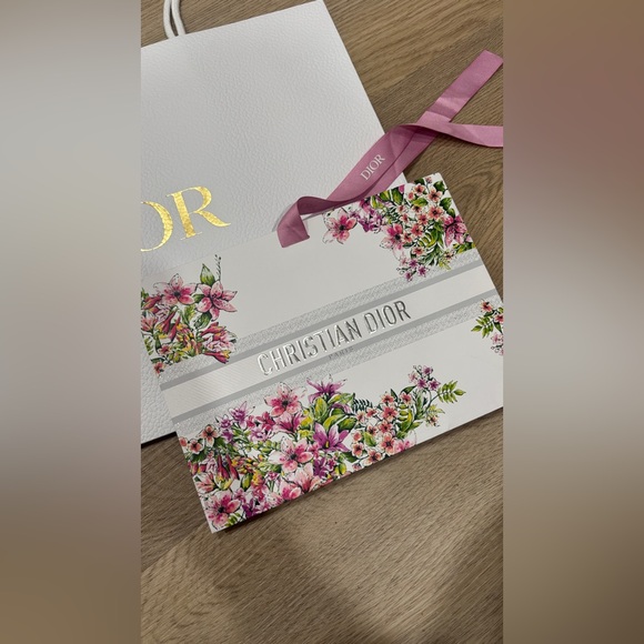 Dior - Picture 4 of 4